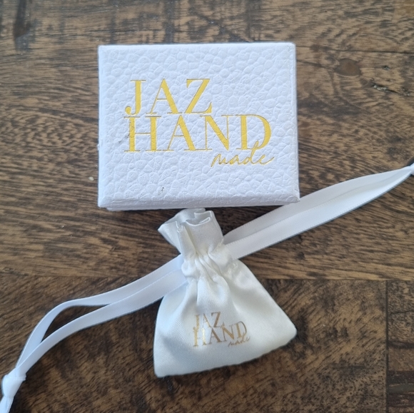 JAZ HANDMADE Mini Charms 9k Gold - Picture 2 of 9